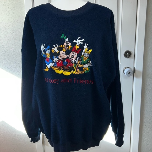Disney Fleece Crewneck Mickey & Friends Sweater Pullover - Picture 1 of 8